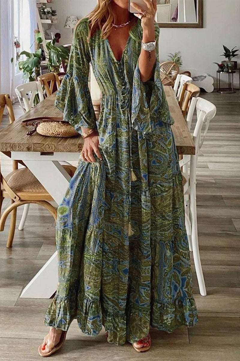 Robe Bohème à Col V et Manches Évasées en Trompette