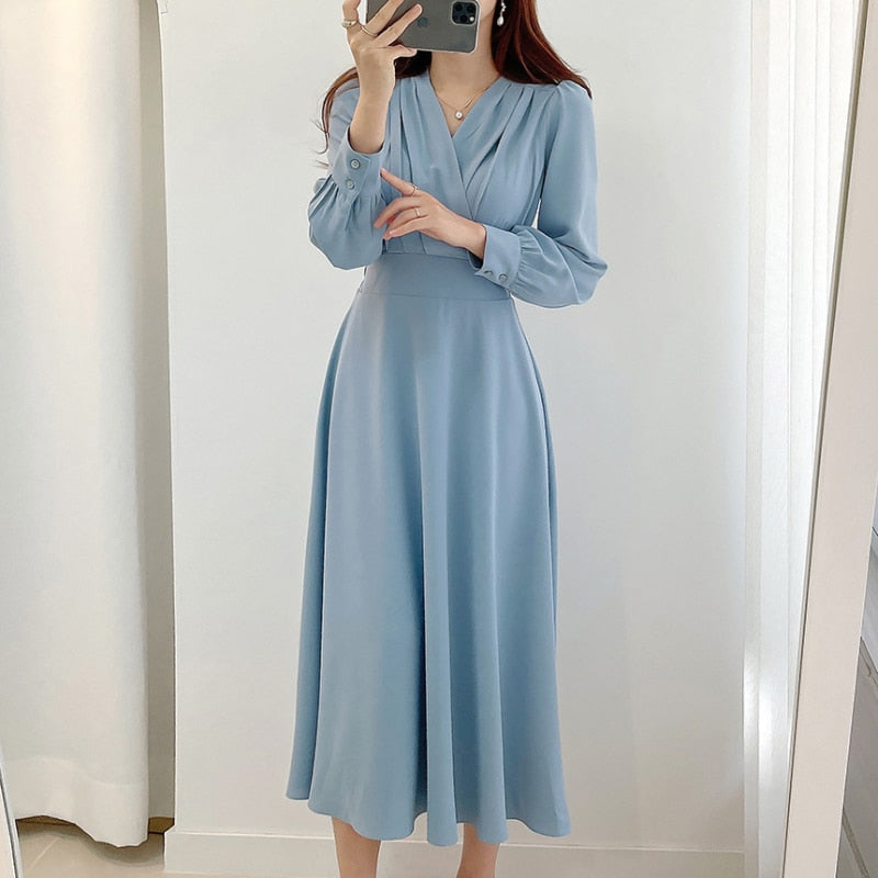 Robe Évasée Élégante avec Décolleté en V et Manches Volantes